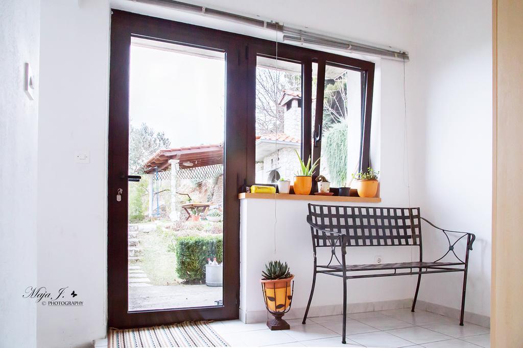 Apartment Orange Klis Екстериор снимка